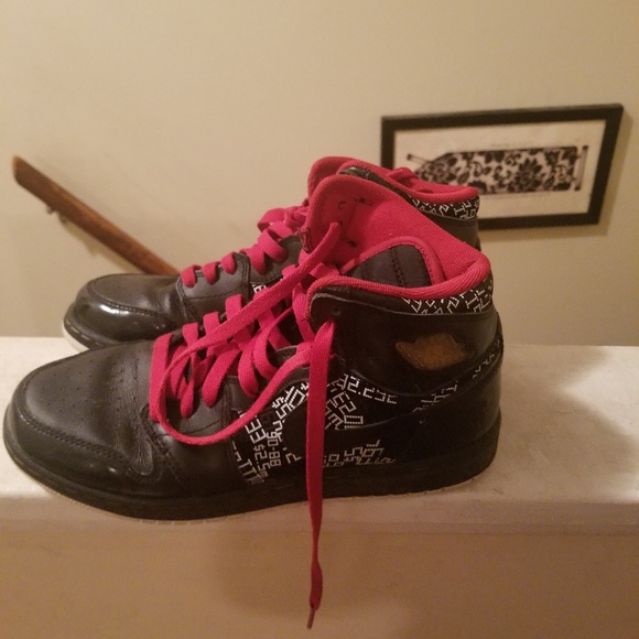 Jordans - Picture 3 of 3